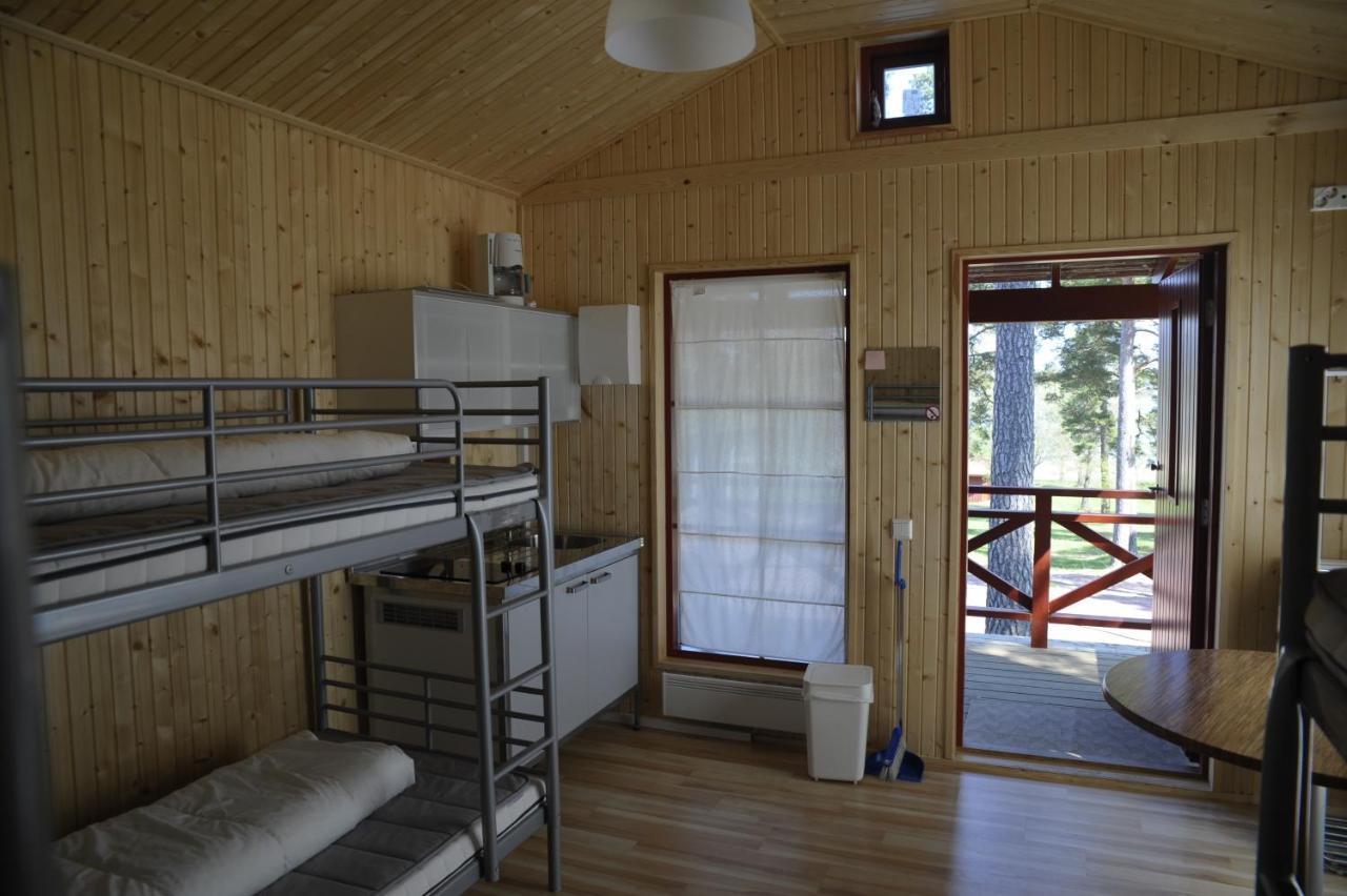 Groena Uddens Camping Mariehamn Ruang foto